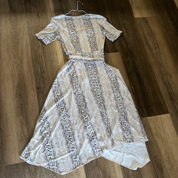 ASOS Asymmetrical Dress 🖤 - Picture 6 of 13